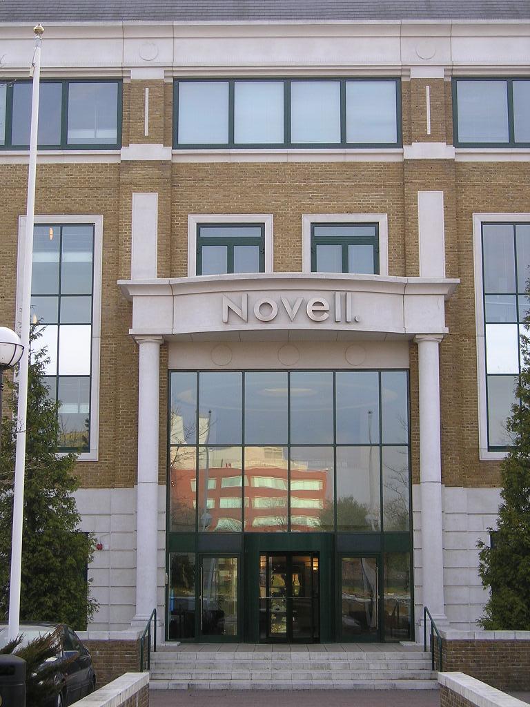 Novell entrance